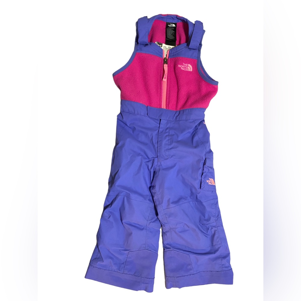 North Face HyVent 2T snow bibs available in size 2T. In great condition.